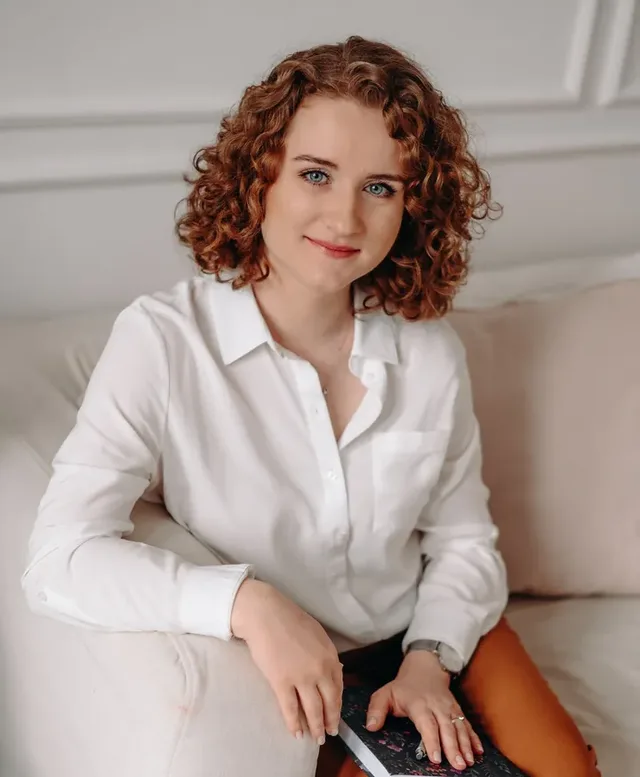 Izabela Kozak — psychologist